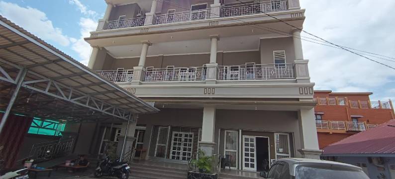 O酒店彭多克普蒂莎蒂卡伊斯兰旅馆靠近朱马特市场阿鲁阿鲁(Hotel O Pondok Puti Sartika SyariahNearPasar Jum'at Aluh Aluh)图片