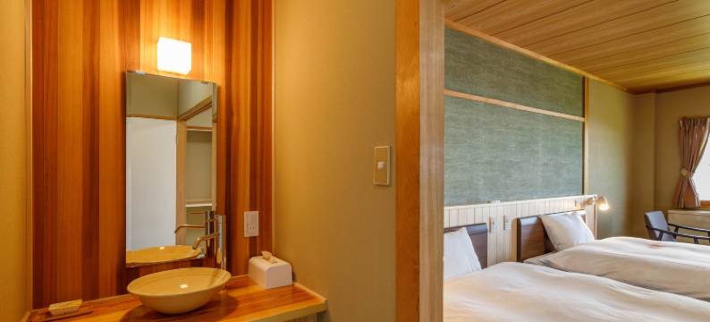 志贺高原发哺温泉岩菅酒店(Hotel Iwasuge)图片