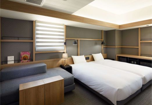 LAMP LIGHT BOOKS HOTEL sapporo Hotel Overview