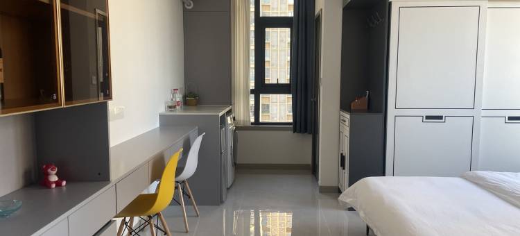 云朵市中心店民宿(解放中路分店)图片