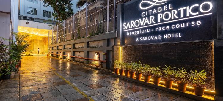 班加罗尔萨洛瓦城堡门廊酒店(Citadel Sarovar Portico Bengaluru)图片