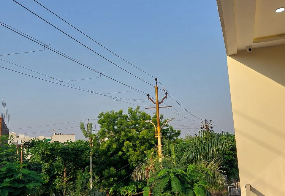 Taj Nice Point Manage by Taj Sunrise Group Hotel Overview