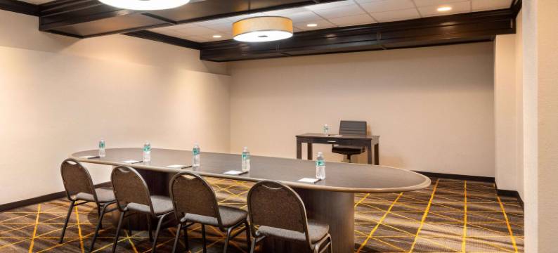 罗切斯特近梅奥诊所美吟温德姆酒店(AmericInn by Wyndham Rochester Near Mayo Clinic)图片