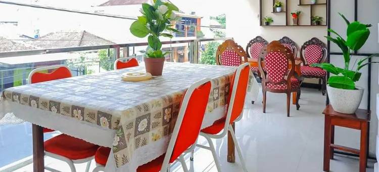 红多兹酒店-近佩雷英国村(RedDoorz Near Kampung Inggris Pare)图片