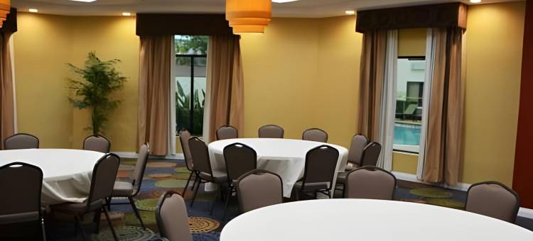 Holiday Inn 迈尔斯堡闹市HISTORIC(Holiday Inn Fort Myers - Downtown Area)图片
