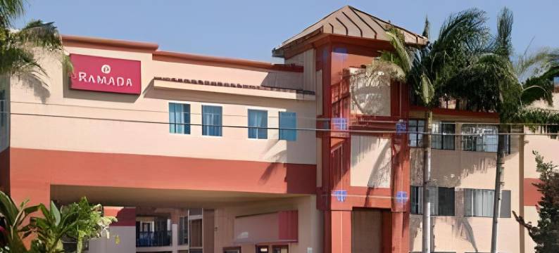 卡尔弗城华美达酒店(Ramada by Wyndham Culver City)图片