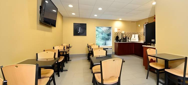 速8马斯/瑟堡-奥克特维尔酒店(Super 8 by Wyndham Mars/Cranberry/Pittsburgh Area)图片