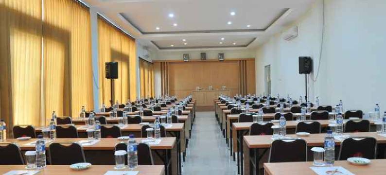 库庞纳卡酒店(Naka Hotel Kupang)图片