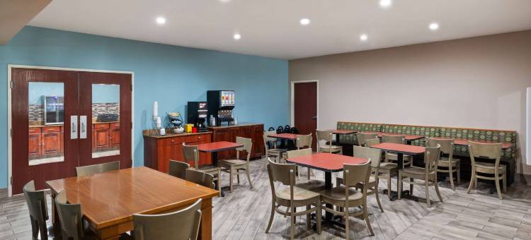 拉伯克西温德姆速 8 酒店(Super 8 by Wyndham Lubbock West)图片