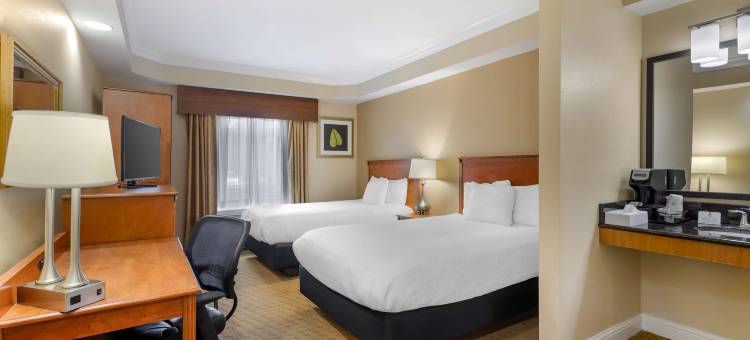 金斯兰贝斯特韦斯特优质酒店(Best Western Plus Kingsland)图片