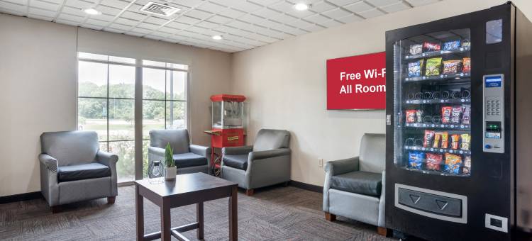 红屋顶PLUS+及套房维克斯堡(Red Roof Plus+ & Suites Vicksburg)图片