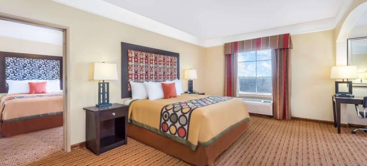 伊达尔戈-麦卡伦地区速8酒店(Super 8 by Wyndham Hidalgo/McAllen Area)图片