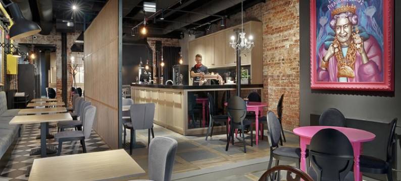 你好格丁尼亚酒店(Hola Gdynia)图片