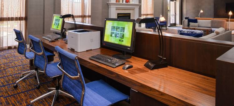 北密尔沃基/布朗迪尔万怡酒店(Courtyard Milwaukee North/Brown Deer)图片