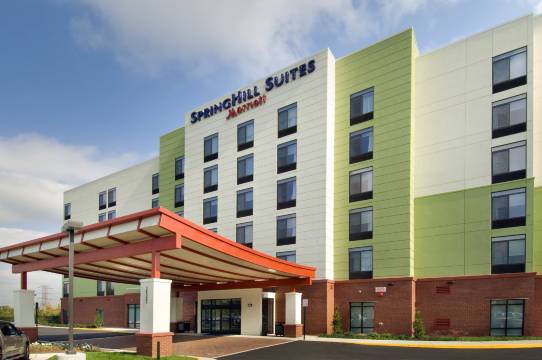 波托马克米尔SpringHill套房酒店(SpringHill Suites Potomac Mills Woodbridge)
