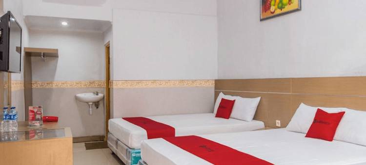 庞岸达兰提姆尔潘泰红多兹酒店(RedDoorz Near Goa Panggung)图片