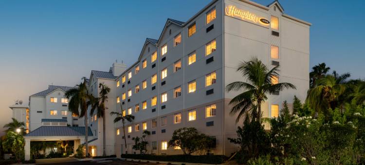开曼群岛七英里海滩希尔顿欢朋酒店(Hampton by Hilton Grand Cayman Seven Mile Beach)图片