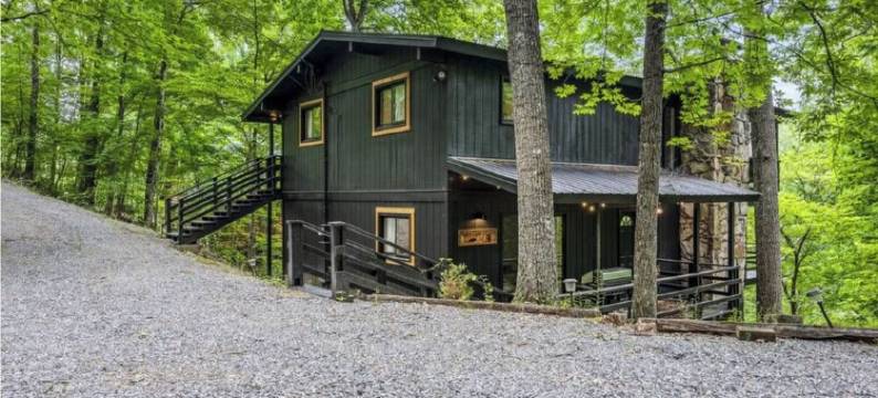 Modern 4BR: Mtn View/Hot Tub/Arcade/Resort Perks图片