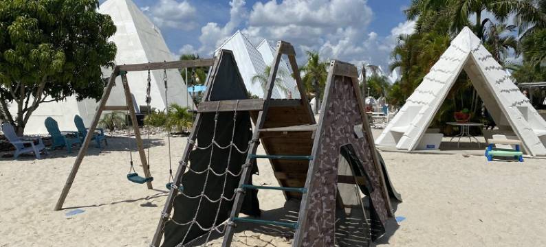 Pyramid Vacation In Southwest Florida图片