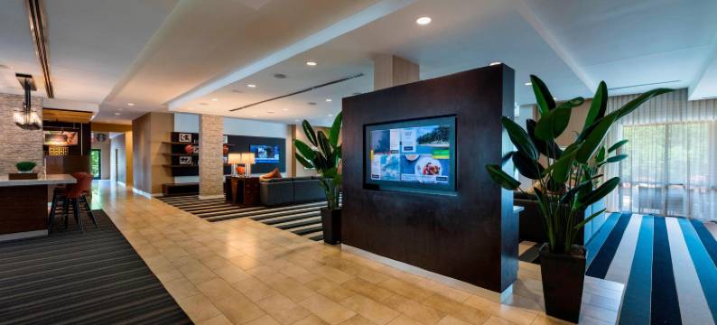 佐治亚州亚特兰大比福德购物中心万怡酒店(Courtyard Atlanta Buford Mall of Georgia)图片