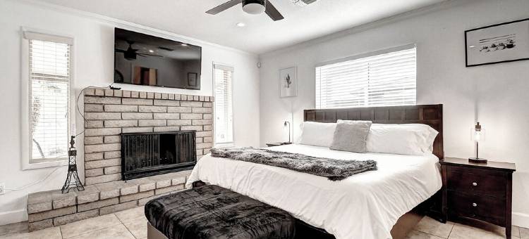 ScottsdaleStays 8Bdrm Million+ Resort Home-Pool-Theater-Best Golf-Dine Area.图片