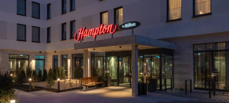 慕尼黑市北希尔顿欢朋酒店(Hampton by Hilton Munich City North)图片