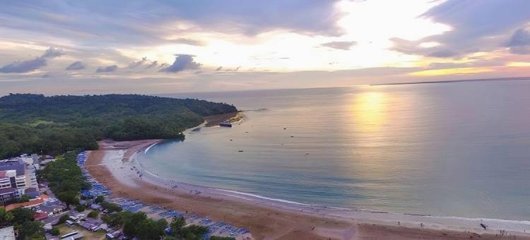 假日海滩旅馆(Holiday Beach Inn)图片