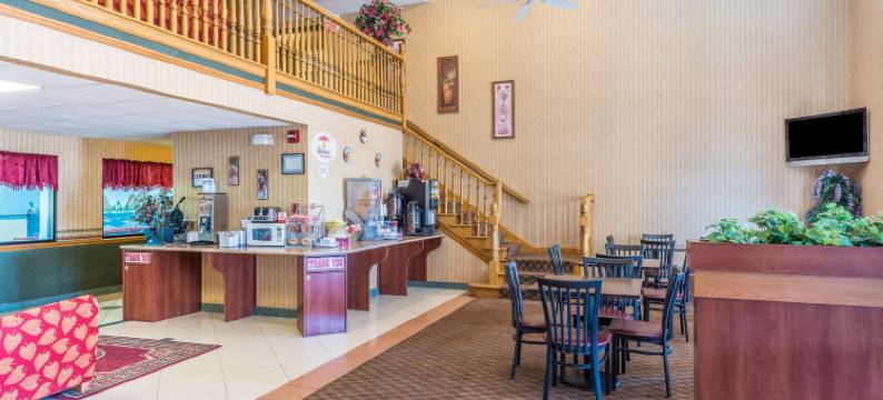 特洛伊-圣路易斯地区温德姆速8酒店Il号(Super 8 by Wyndham Troy IL/St. Louis Area)图片