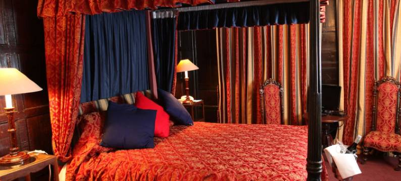 汤布里奇玫瑰与皇冠酒店(Rose And Crown Hotel, Tonbridge)图片