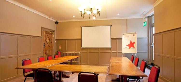 克伦威尔旅馆 - 格林国王旅馆(Cromwell Lodge Hotel by Greene King Inns)图片