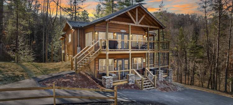 山坡藏身处3卧室小木屋由RedAwning提供(Hillside Hideaway 3 Bedroom Cabin by RedAwning)图片