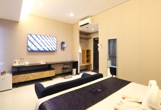 Fitra Hotel Majalengka Hotel Overview
