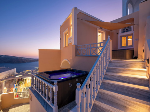 黄金夕阳 & Caldera View豪华套房