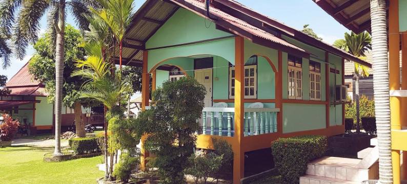 太阳海滩简易别墅旅馆(Sun Beach Bungalows)图片