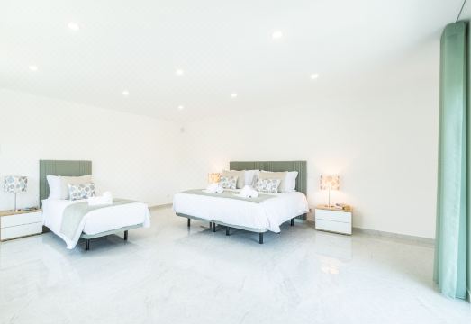 Villa Coral Bay by Algarve Vacation Hotel Overview