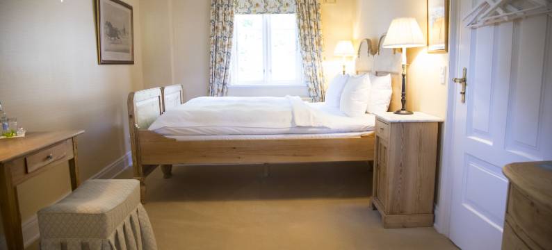 巴勒布罗渡口旅馆(Ballebro Færgekro)图片