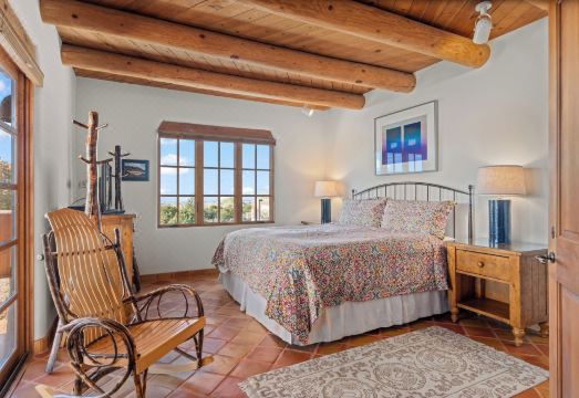 Quail Run Hotel Overview