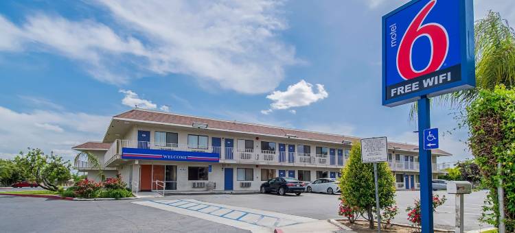 贝克斯菲尔德机场6号汽车旅馆(Motel 6 Bakersfield, CA - Airport)图片