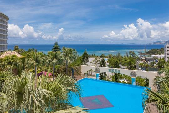 沖繩喜璃愈志-EXES恩納