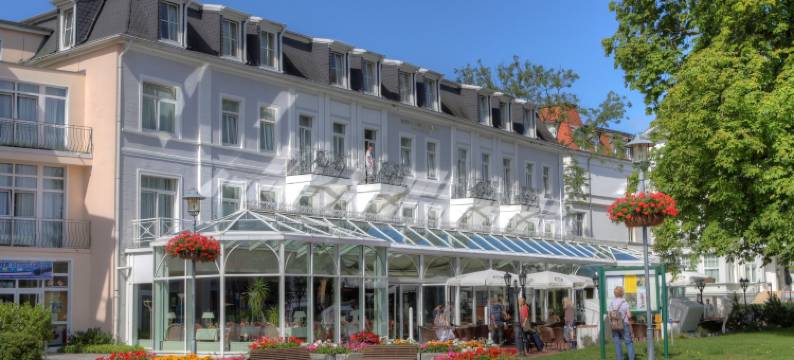 珀摩尔霍夫斯特尔酒店(Seetelhotel Pommerscher Hof)图片