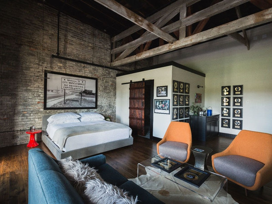 军火走私者精品酒店