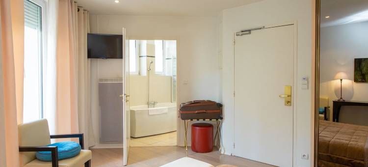 普罗维登斯酒店(Providence Hotel)图片