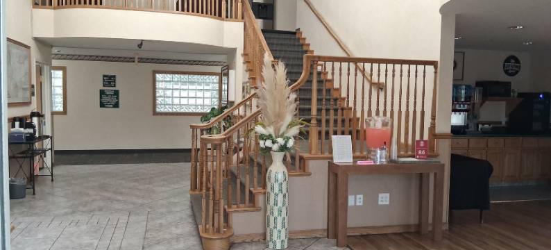 迈尔市菲布丽套房酒店(Fairbridge Inn and Suites - Miles City)图片