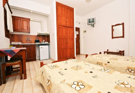 Alexios Studios Hotel Overview