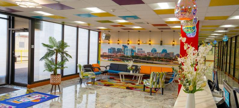 菲力套房旅店(Philly Inn & Suites)图片