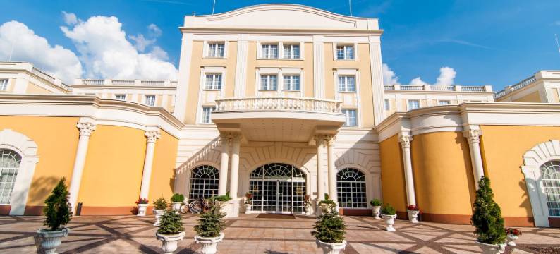 温莎皇宫酒店(Hotel Windsor w Jachrance)图片