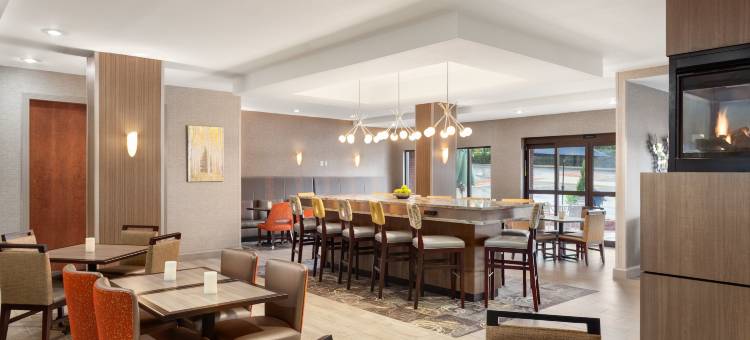 丹佛樱桃溪欢朋套房酒店(Hampton Inn & Suites Denver-Cherry Creek)图片