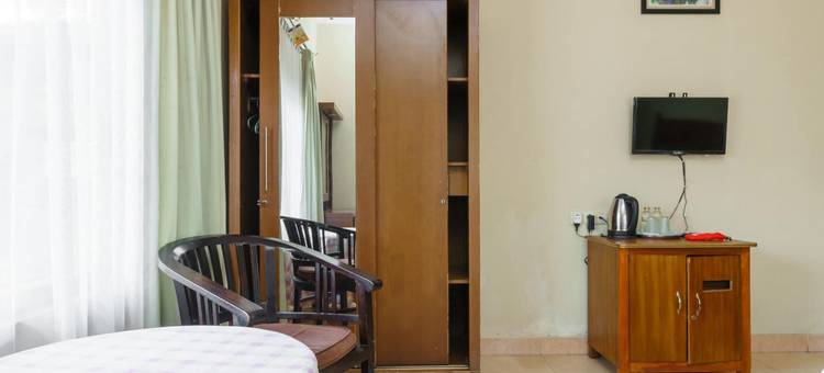 红多兹酒店@林塔斯苏门答腊拉哈特路(RedDoorz @ Jalan Lintas Sumatera Lahat)图片