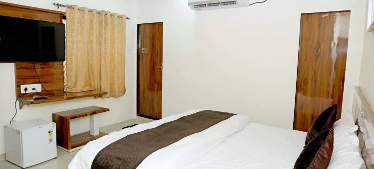 拉德克里希纳酒店和餐厅(Radhe Krishna Hotel and Restaurant)图片