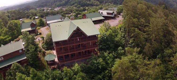 Ern854 - Wagon Wheel Lodge - Great Location! Close to All the Action! 9 Bedroom Cabin by RedAwning图片